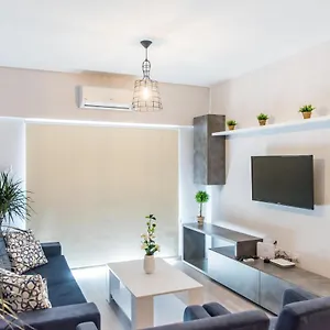 Paradise Promenade Apartment, 2min Distance From Marina , Larnaca Cypr